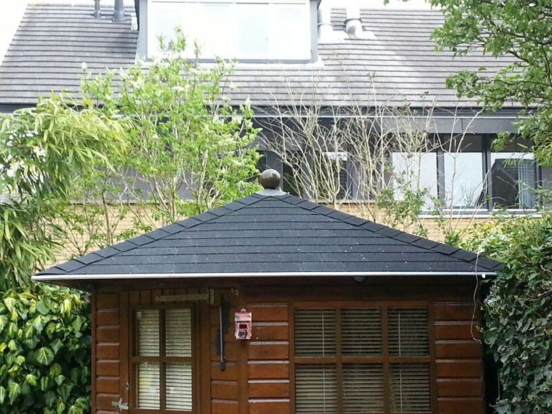 Tuinhuis met shingles dak